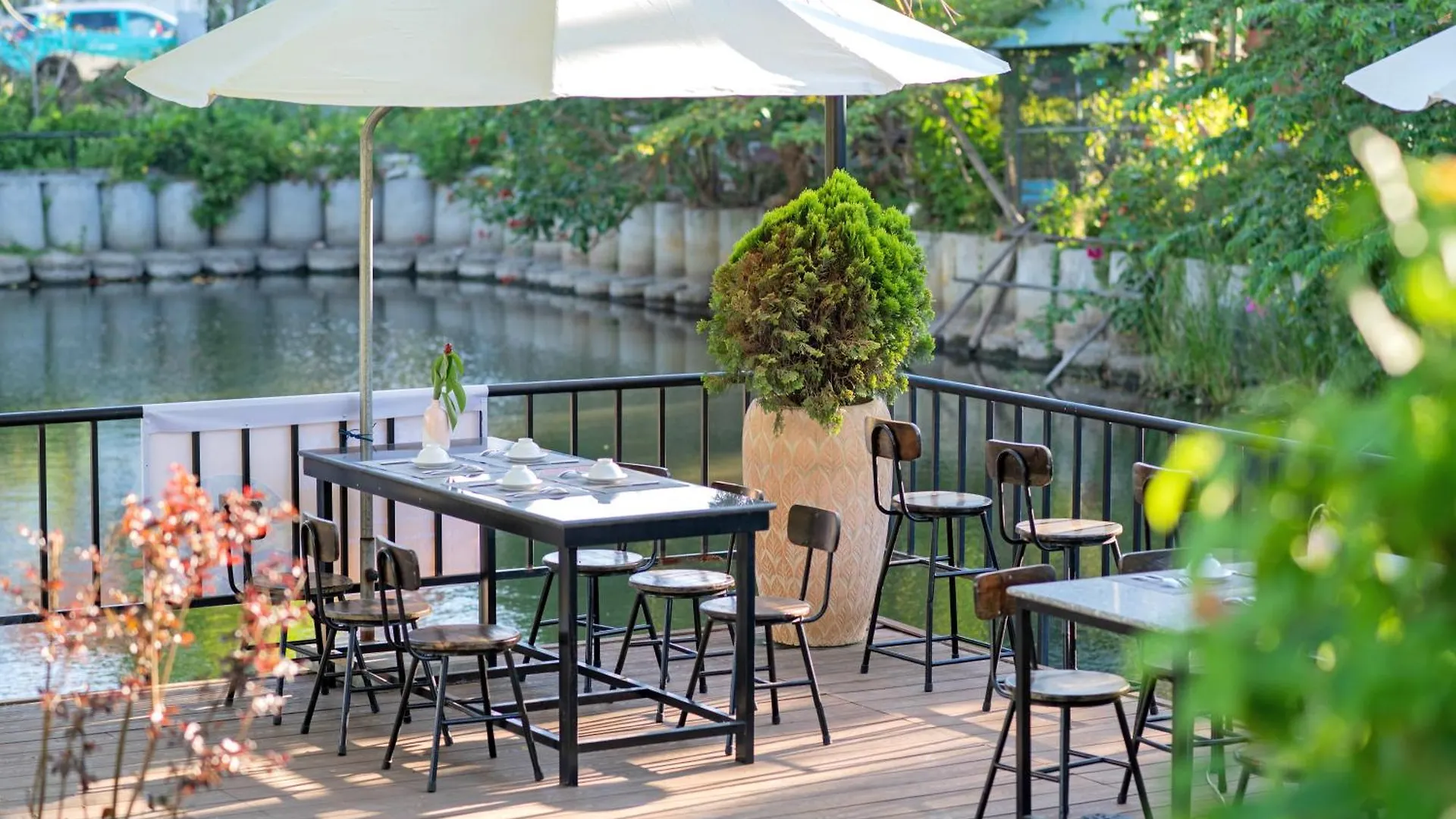 Mayci Boutique Hotel & Restaurant By Amber